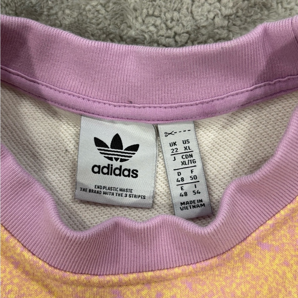 Adidas Cropped Crew Neck - Picture 3 of 4